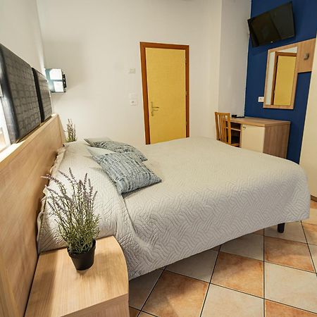 Hotel Aldebaran リミニ エクステリア 写真