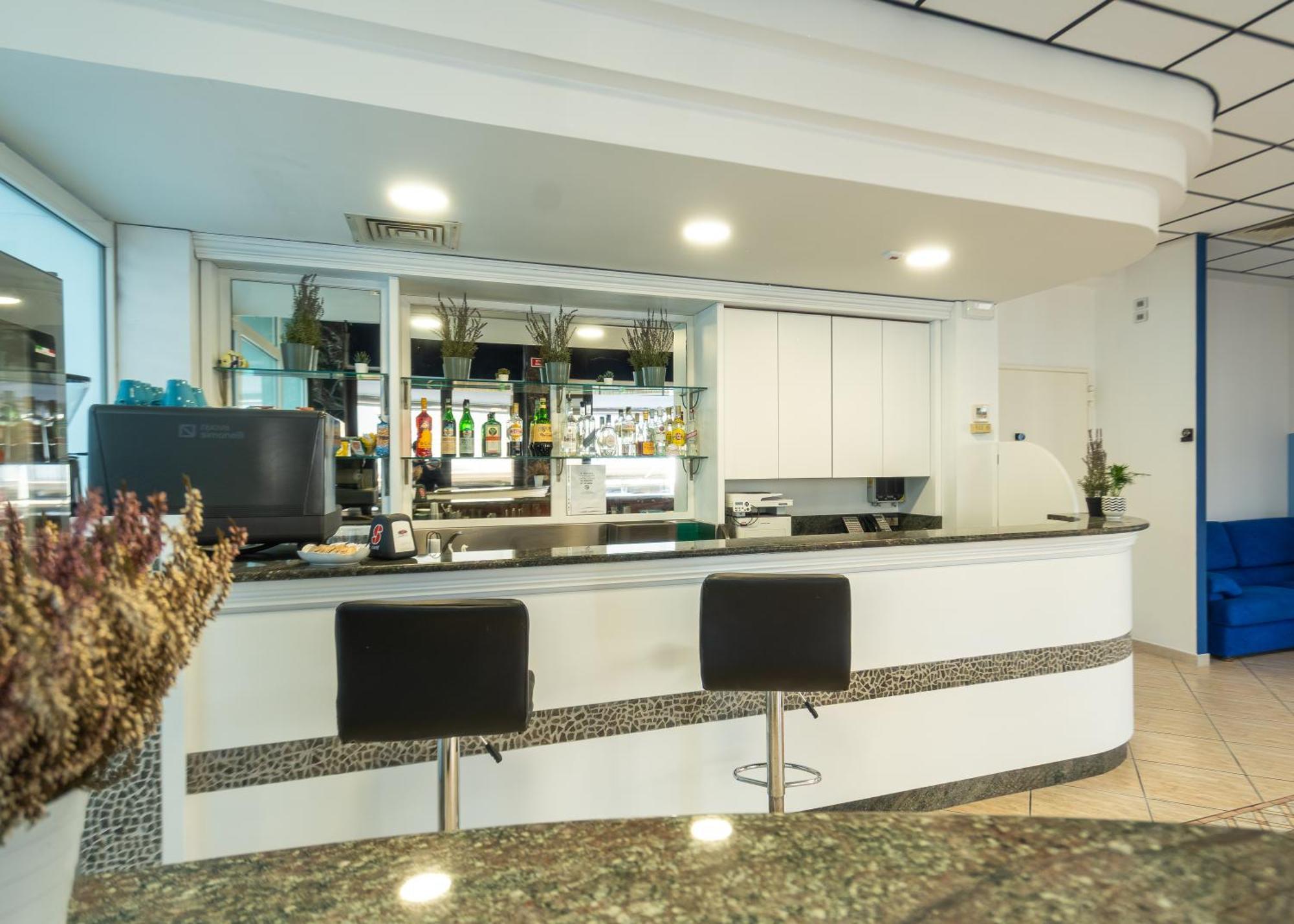 Hotel Aldebaran リミニ エクステリア 写真