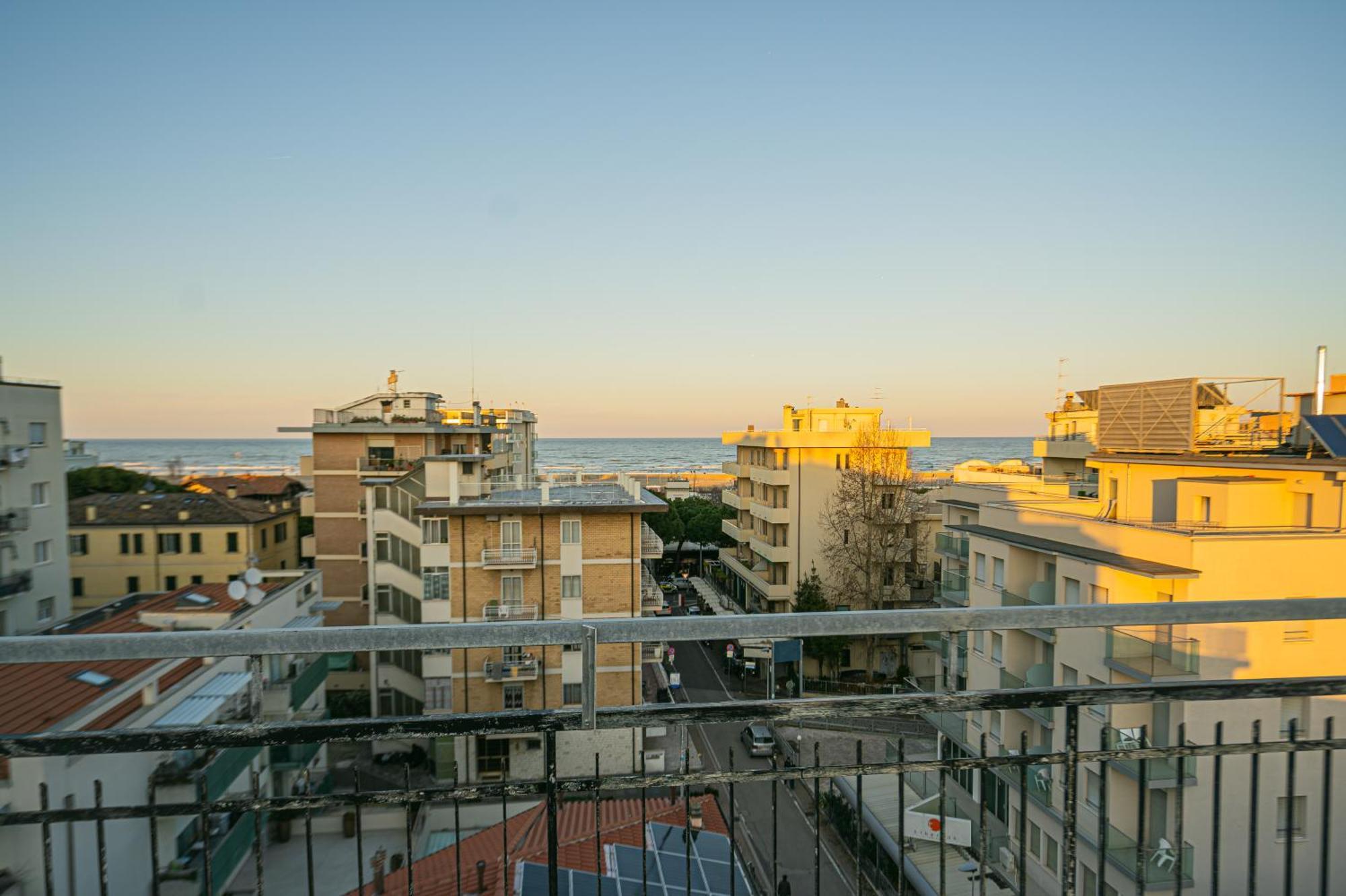 Hotel Aldebaran リミニ エクステリア 写真